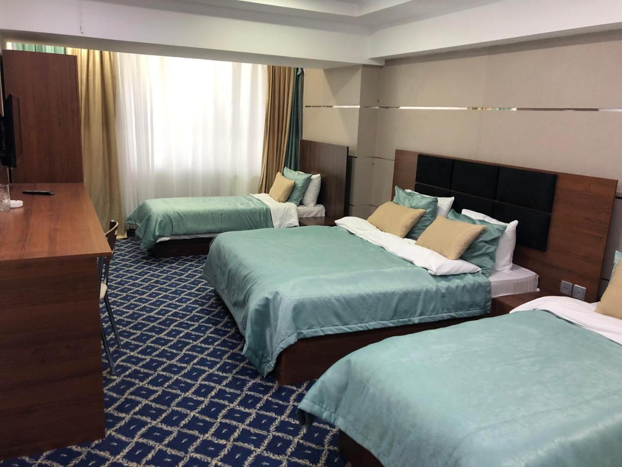 Demir Yol Plaza Hotel Baku Exterior photo